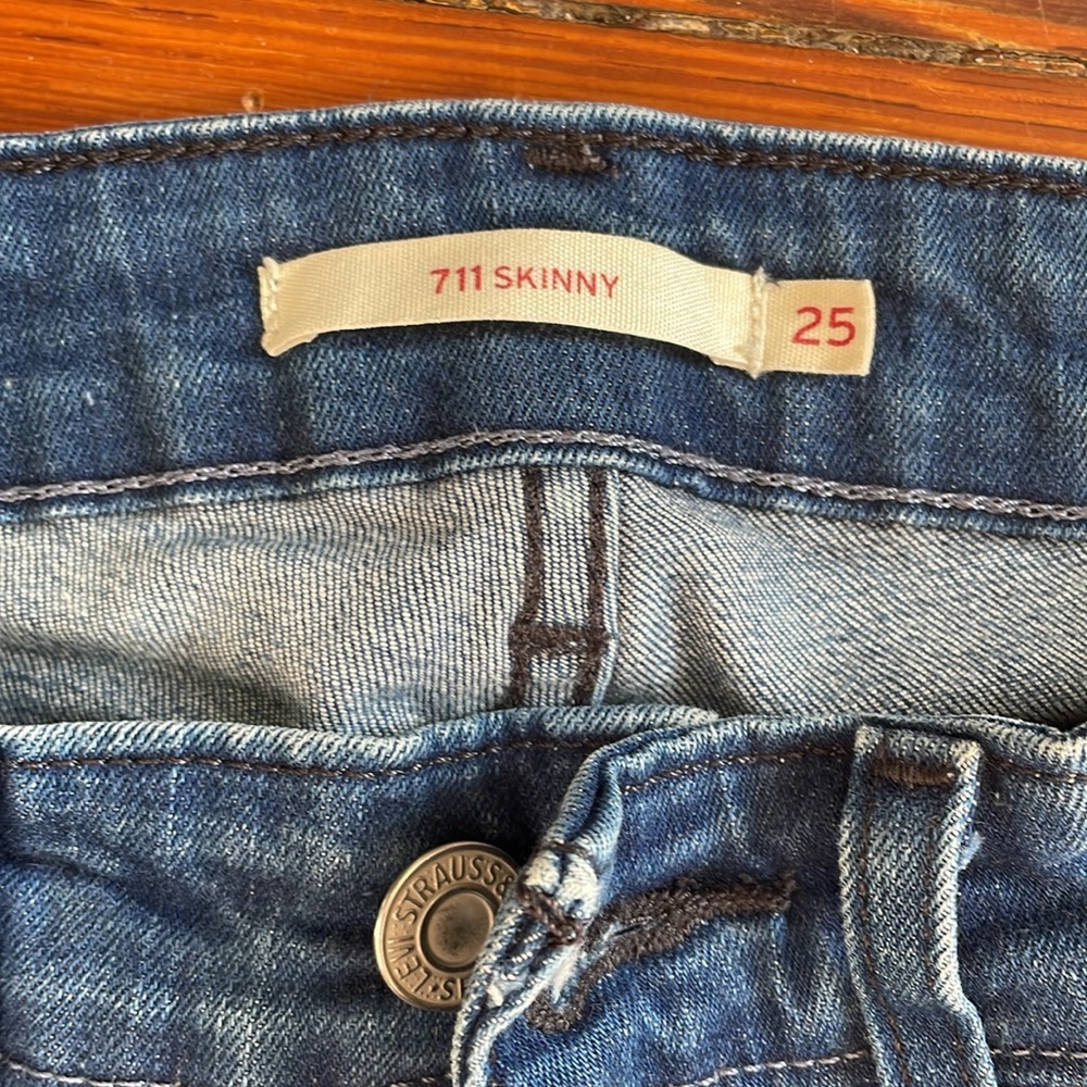 Levi’s skinny jeans - Picture 3 of 6